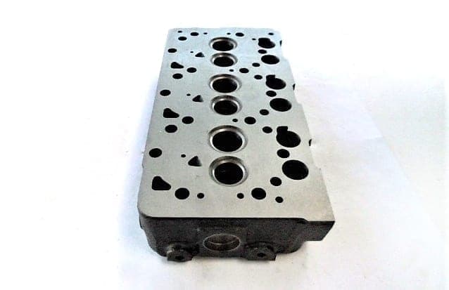 Cilinderkop compleet Kubota D905 | 3D72 | D905E | D905B - 7